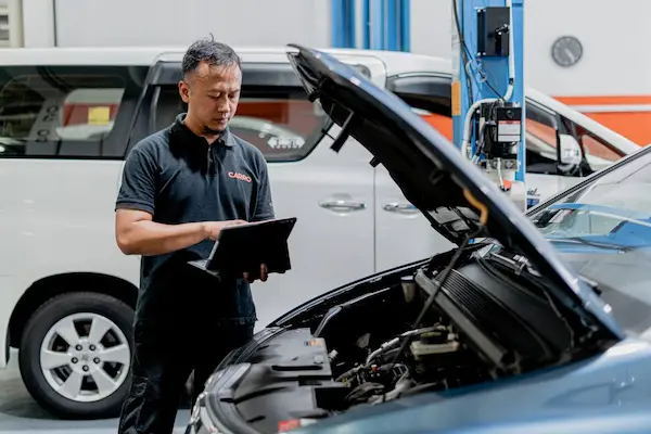 Do Dealerships Buy Junk Cars? Considerations